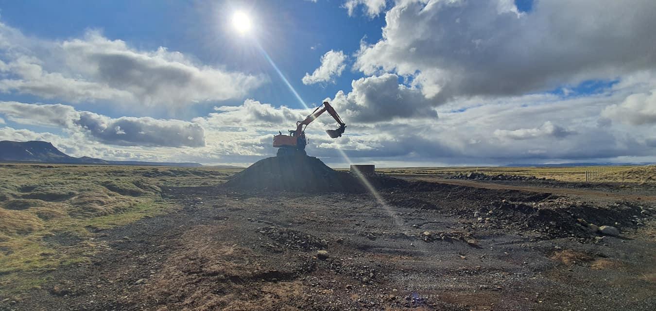 Jarðvinnuvélar í vinnu